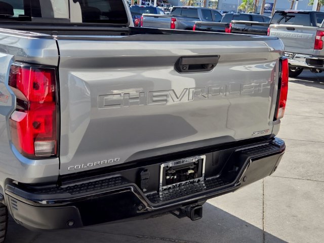 Certified 2024 Chevrolet Colorado ZR2 w/ Technology Package AWD/4WD image 5