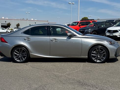 Used 2019 Lexus IS 300 F Sport w/ F Sport Package RWD image 6