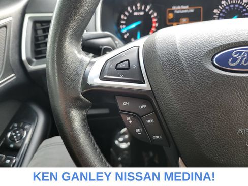 Used 2015 Ford Edge SEL AWD/4WD image 30