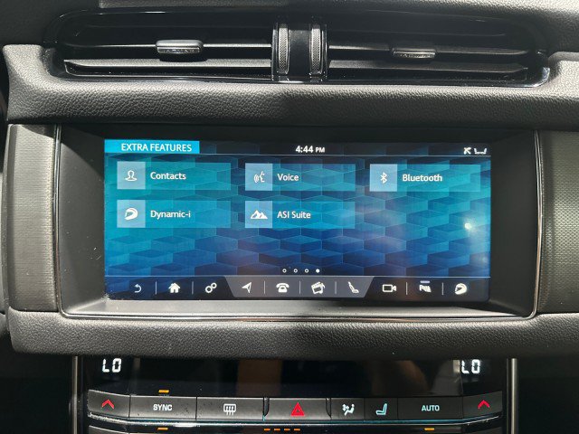 Used 2019 Jaguar XF S AWD/4WD image 60