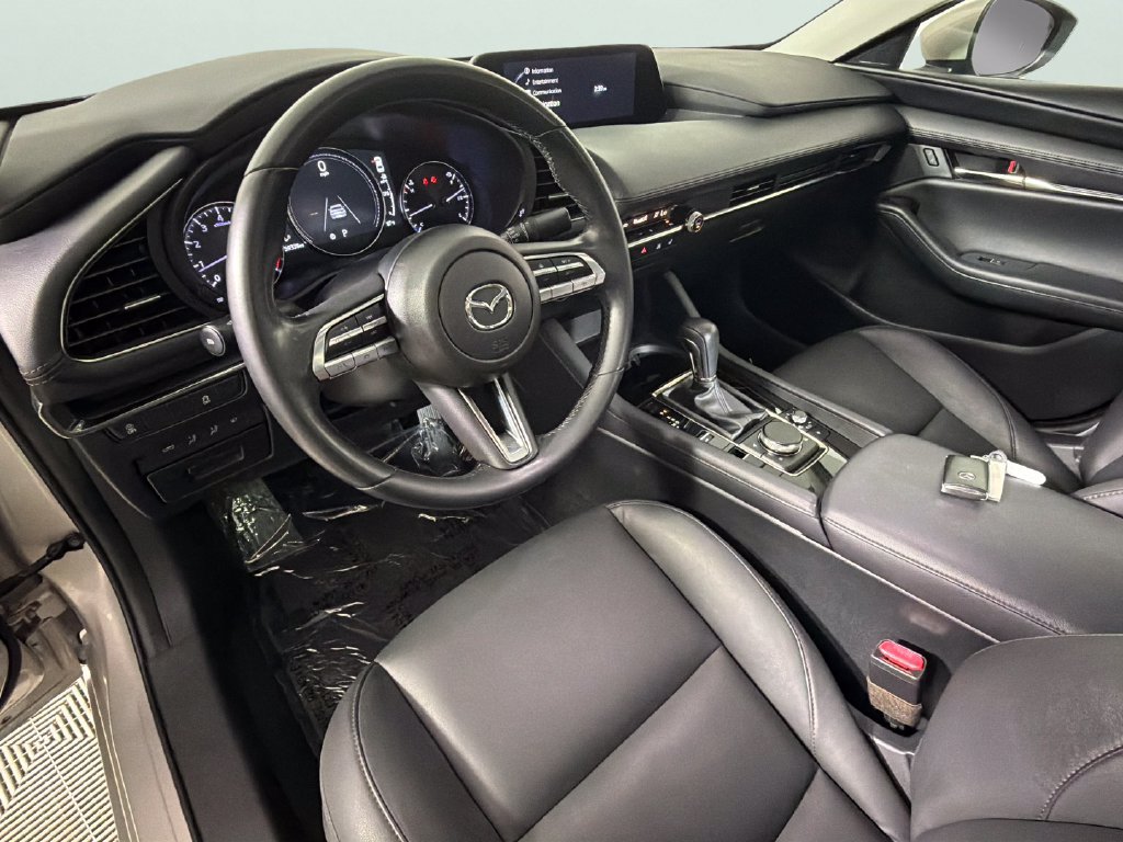 Used 2023 MAZDA MAZDA3 s FWD image 19