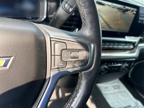 Used 2024 Chevrolet Silverado 1500 LT AWD/4WD image 27