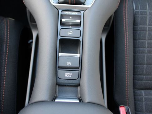 New 2026 Honda HR-V Sport image 38