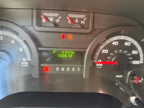 Used 2013 Ford E-250 and Econoline 250 E 250 3dr Cargo Van w/ Commercial Cargo Van Pkg image 19