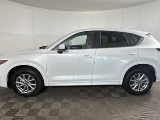 Used 2025 MAZDA CX-5 AWD 2.5 S w/ Preferred Package video 5