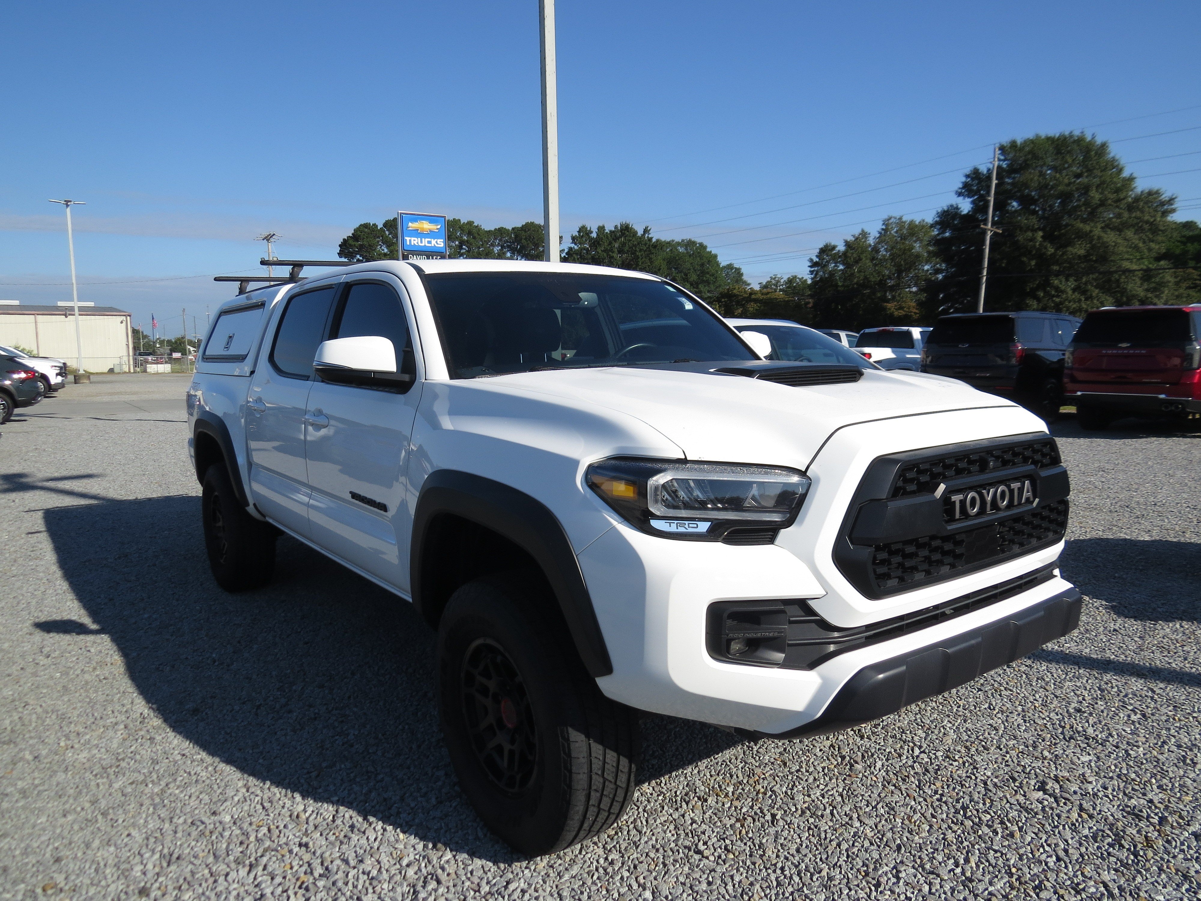 Used 2023 Toyota Tacoma TRD Pro AWD/4WD image 3