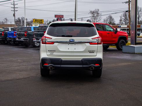 Used 2023 Subaru Ascent Touring image 6