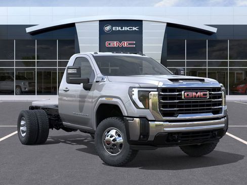 New 2026 GMC Sierra 3500 SLE w/ SLE Convenience Package AWD/4WD image 7