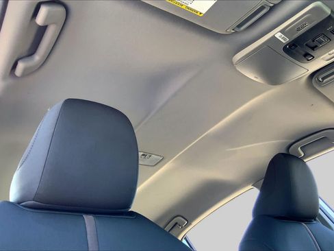 Used 2020 Toyota Camry LE FWD image 14