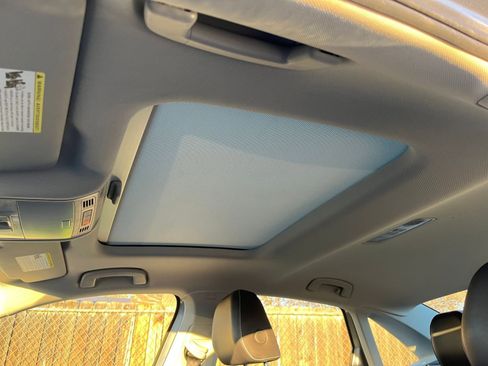 Used 2025 Volkswagen Jetta SE image 30