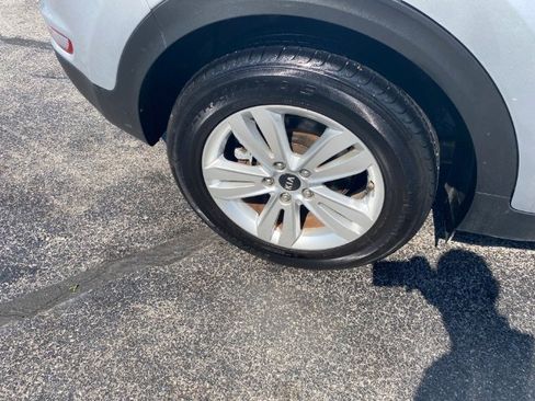 Used 2019 Kia Sportage LX image 24