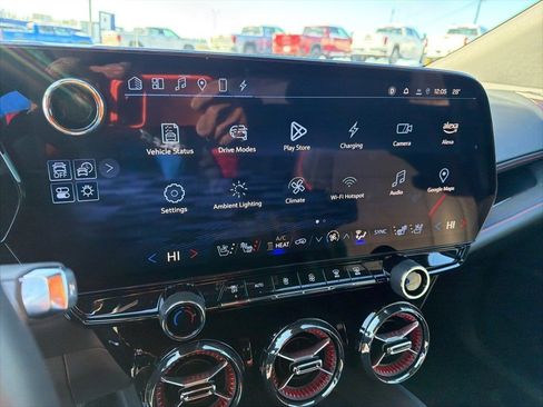 Used 2024 Chevrolet Blazer EV RS image 13