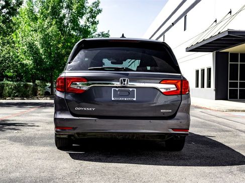 Used 2018 Honda Odyssey Touring image 6