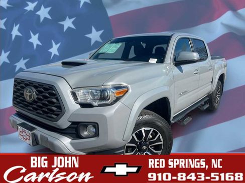 Used 2020 Toyota Tacoma TRD Sport image 1