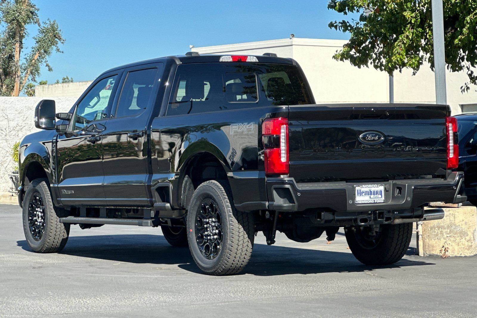 New 2026 Ford F250 Lariat w/ Black Appearance Package AWD/4WD image 6