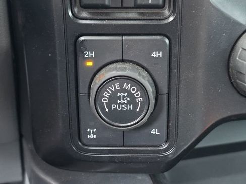 Certified 2025 Ford F250 XLT w/ Tremor Off-Road Package AWD/4WD image 20
