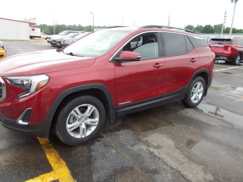 Used 2019 GMC Terrain SLE w/ Driver Convenience Package image 6