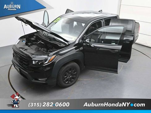 Used 2023 Honda Ridgeline Black Edition image 31