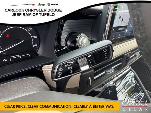 Used 2022 Lincoln Corsair AWD w/ Equipment Group 101A image 17