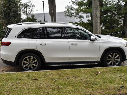Used 2020 Mercedes-Benz GLS 450 4MATIC image 9