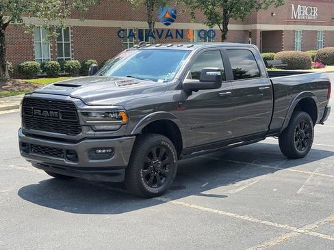 Used 2024 RAM 2500 Limited AWD/4WD image 2