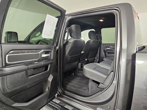 Used 2024 RAM 3500 Big Horn image 32