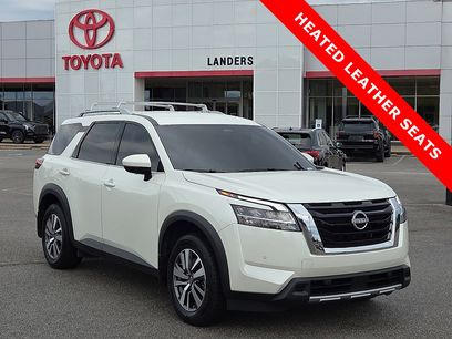 Used 2024 Nissan Pathfinder SL