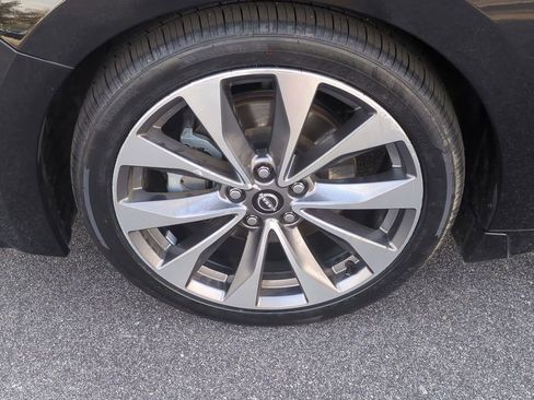 Certified 2023 Nissan Maxima Platinum w/ Sport Mat Group image 9