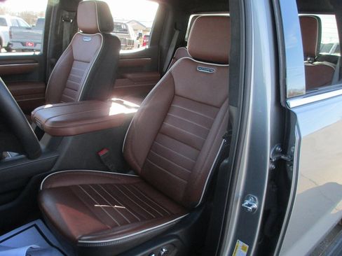 Used 2025 GMC Sierra 1500 Denali Ultimate image 24