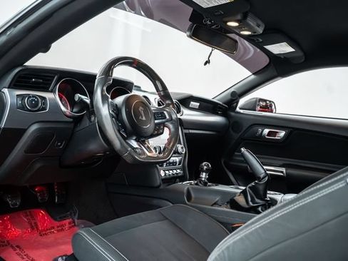Used 2018 Ford Mustang GT w/ Equipment Group 301A RWD image 18