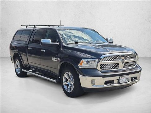 Used 2014 RAM 1500 Laramie w/ Convenience Group AWD/4WD image 3
