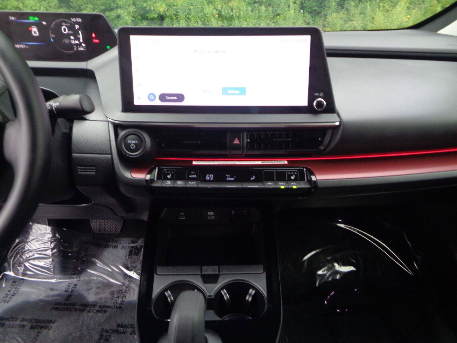 Used 2023 Toyota Prius Prime FWD image 12
