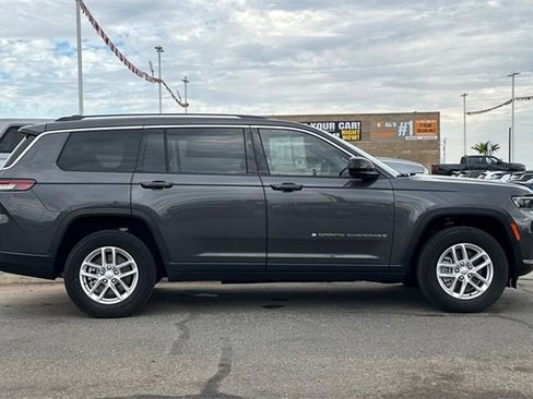 Certified 2023 Jeep Grand Cherokee L Laredo w/ Trailer Tow Group (B) image 6