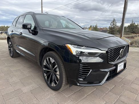 New 2026 Volvo XC60 T8 Plus w/ Protection Package Premier AWD/4WD image 2