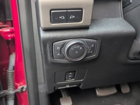 Used 2019 Ford F250 Lariat w/ Lariat Value Package AWD/4WD image 21