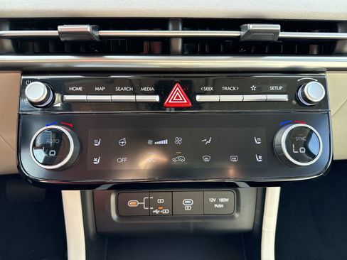 New 2026 Hyundai Tucson Limited image 22