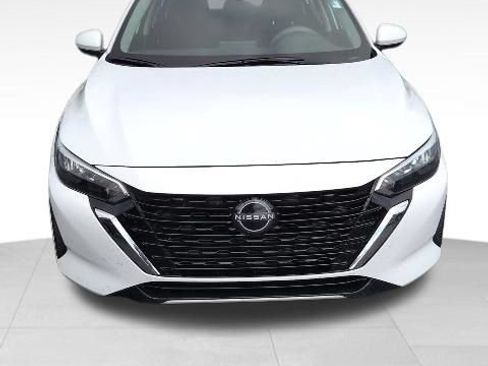 Used 2025 Nissan Sentra S w/ Lighting Package FWD image 2