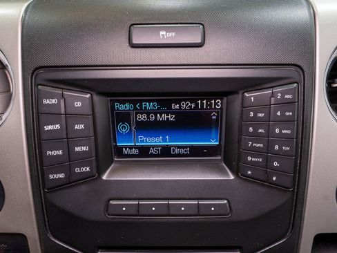 Used 2014 Ford F150 XLT w/ Equipment Group 302A Luxury AWD/4WD image 14