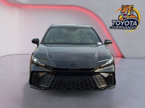 New 2026 Toyota Camry SE image 2