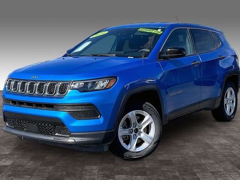 Used 2023 Jeep Compass Sport AWD/4WD image 1