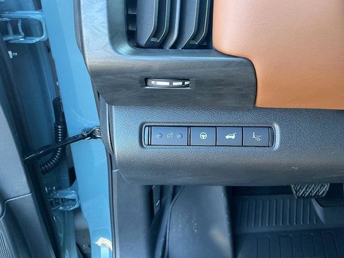 New 2026 Nissan Pathfinder Platinum image 13