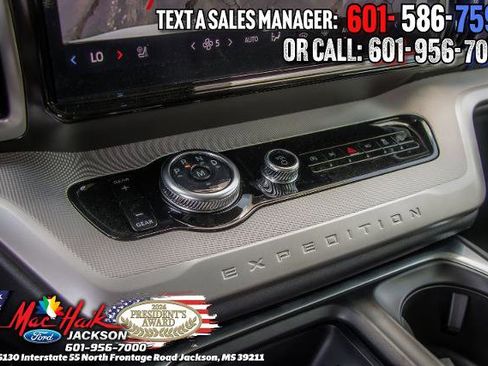 Certified 2025 Ford Expedition Active AWD/4WD image 19