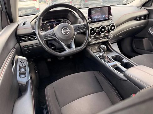 Used 2025 Nissan Sentra SR w/ Midnight Edition FWD image 12