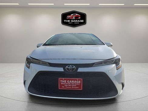 Used 2020 Toyota Corolla LE w/ LE Convenience Package FWD image 2
