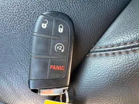 Used 2023 Jeep Compass Limited AWD/4WD image 18
