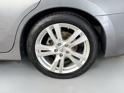 Used 2017 Nissan Altima 3.5 SL FWD image 37