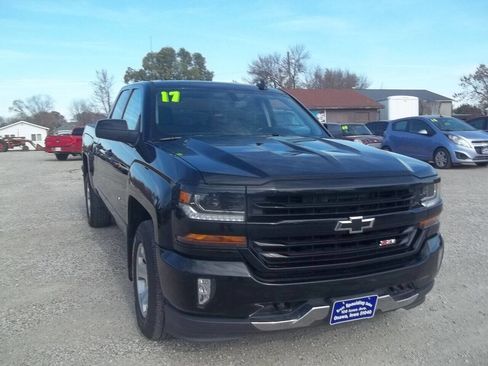 Used 2017 Chevrolet Silverado 1500 LT image 4