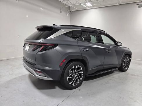 Certified 2025 Hyundai Tucson Limited FWD image 14