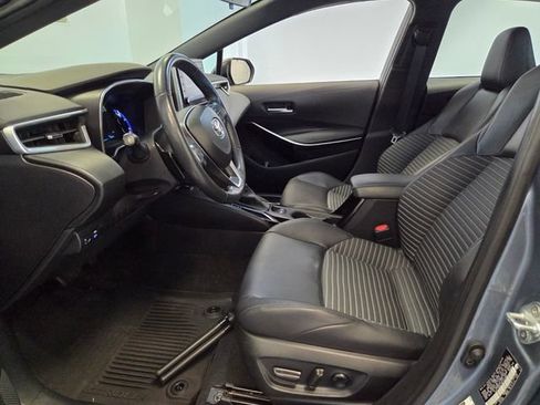 Used 2022 Toyota Corolla XSE FWD image 11
