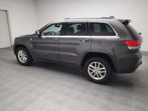 Used 2017 Jeep Grand Cherokee Laredo w/ Quick Order Package 23E AWD/4WD image 3